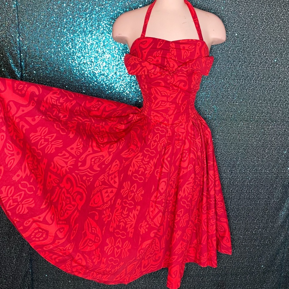 Alfred Shaheen Unique Vintage Medium Tiki Hawaiian Dress